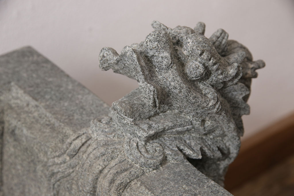 中古　御影石　龍彫刻　水鉢　138kg(つくばい、オブジェ、庭石)(R-054353)