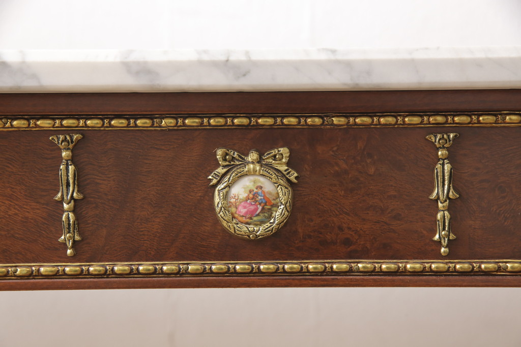 中古　スペイン高級家具　MUARVA S.L.　繊細で華やかな装飾が魅力の小振りなコンソールテーブル(サイドテーブル、飾り台)(R-054782)