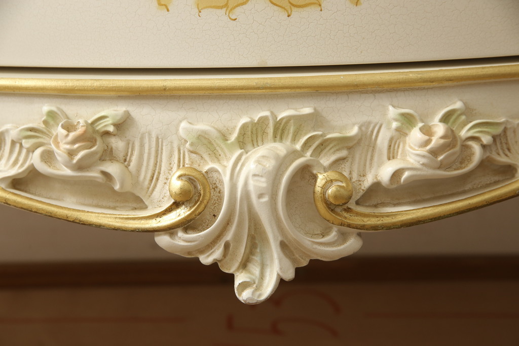中古　美品　イタリア高級家具　SILIK(シリック)　ロココ調　Art.726　丸みを帯びたデザインが可愛らしい3段チェスト(コモード、サイドチェスト、ドロワー、引き出し)(定価約90万円)(R-065469)