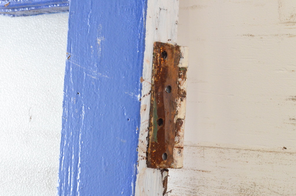 イギリスアンティーク　ペイント仕上げ限定　鮮やかな青色が目を惹くペイントドア1枚(扉、建具、英国)(R-064960)
