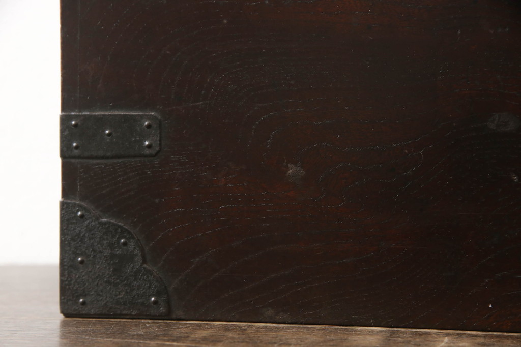 和製アンティーク　総欅(ケヤキ)材　経年を感じる質感が味わい深い硯箱(小引出し、小物入れ、掛け硯、小物収納)(R-064854)