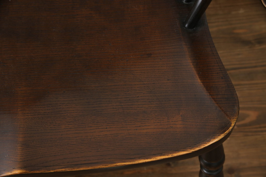  イギリスアンティーク　Lloyd's Antiques(ロイズ・アンティークス)取り扱い　ニレ材　クラシカルな佇まいのウィンザーベンチ(ウインザーチェア、ウィンザーチェア、ベンチソファ、長椅子、2人掛けベンチ、英国)(R-073270)
