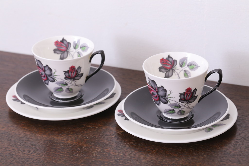 アンティーク雑貨 イギリス Royal Albert(ロイヤルアルバート) MASQUERADE(マスカレード)シリーズ カップ&ソーサー2客セット(洋食器)  | ラフジュ工房