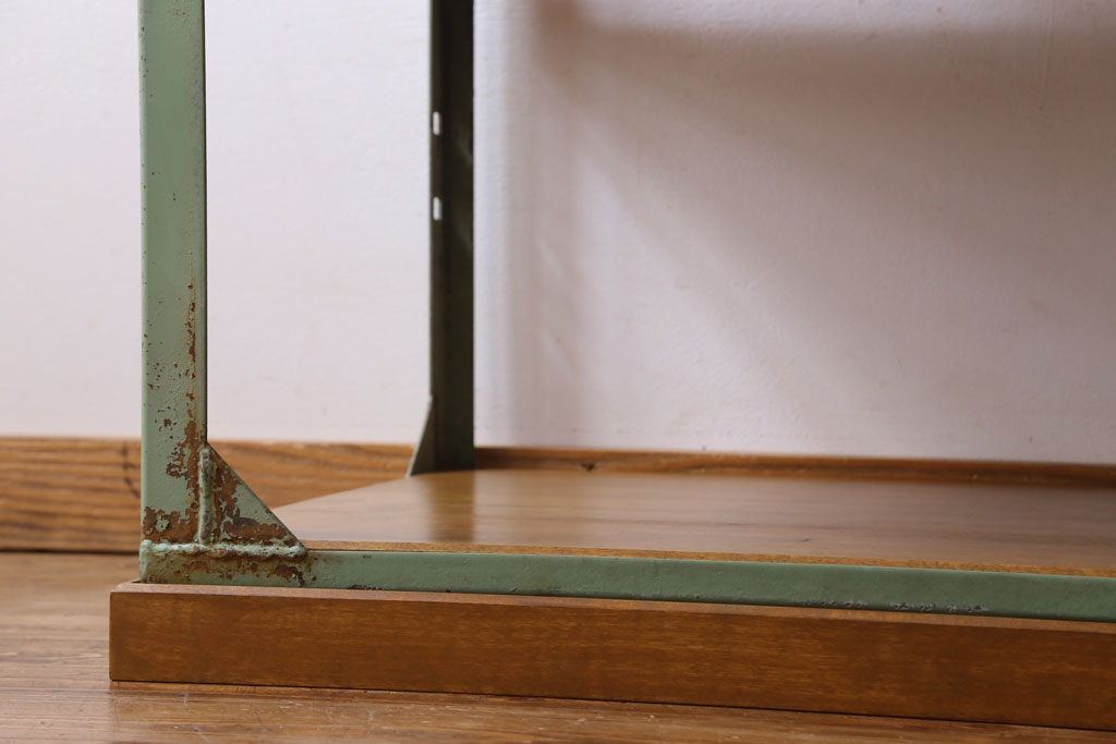 ヴィンテージ家具　フランスビンテージ　オリジナルペイント　シャビーな雰囲気が魅力的なラック(陳列棚、飾り棚)