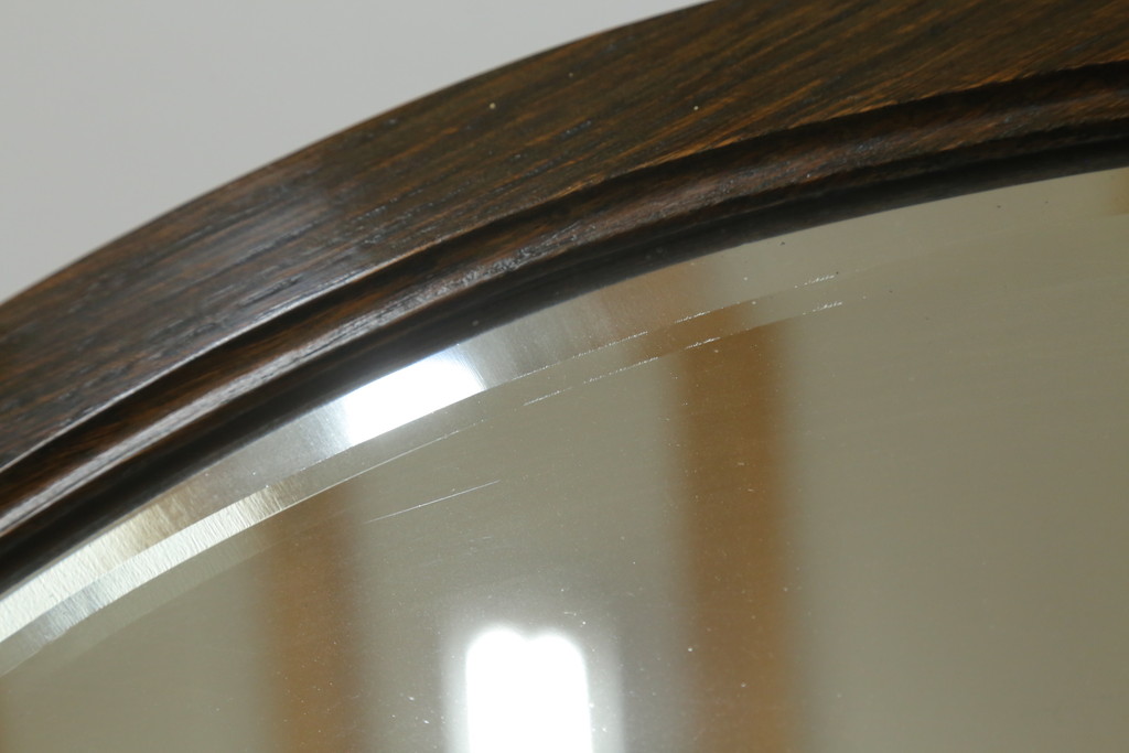 イギリスアンティーク　Lloyd's Antiques(ロイズ・アンティークス)取り扱い　オーク材　ラウンド型の鏡が印象的なキャスター付きドレッシングチェスト(鏡台、化粧台、ミラー、ドレッサー、引き出し、英国)(R-065455)