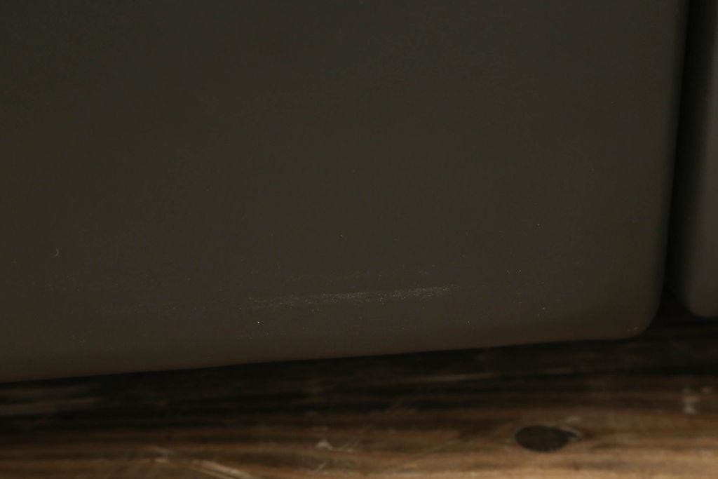 中古　美品　デセデ(de Sede)　グレー色　本革レザー　シンプルモダンなフォルムが格好良い3人掛けレザーソファ(三人掛けソファ、3P)(R-057521)