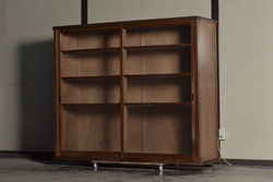 中古　北海道民芸家具　シンプルながらもクラシカルな雰囲気漂う本棚(書棚、ブックシェルフ、キャビネット、収納棚、飾り棚)(R-064666)