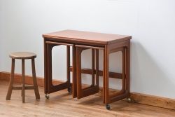 北欧家具 A.H McINTOSH(マッキントッシュ)北欧ビンテージ多機能なネストテーブル(サイドテーブル、コーヒーテーブル)