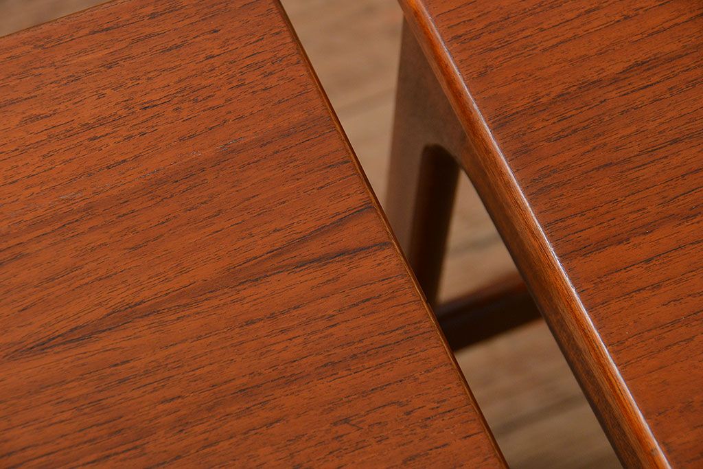 北欧家具 A.H McINTOSH(マッキントッシュ)北欧ビンテージ多機能なネストテーブル(サイドテーブル、コーヒーテーブル)