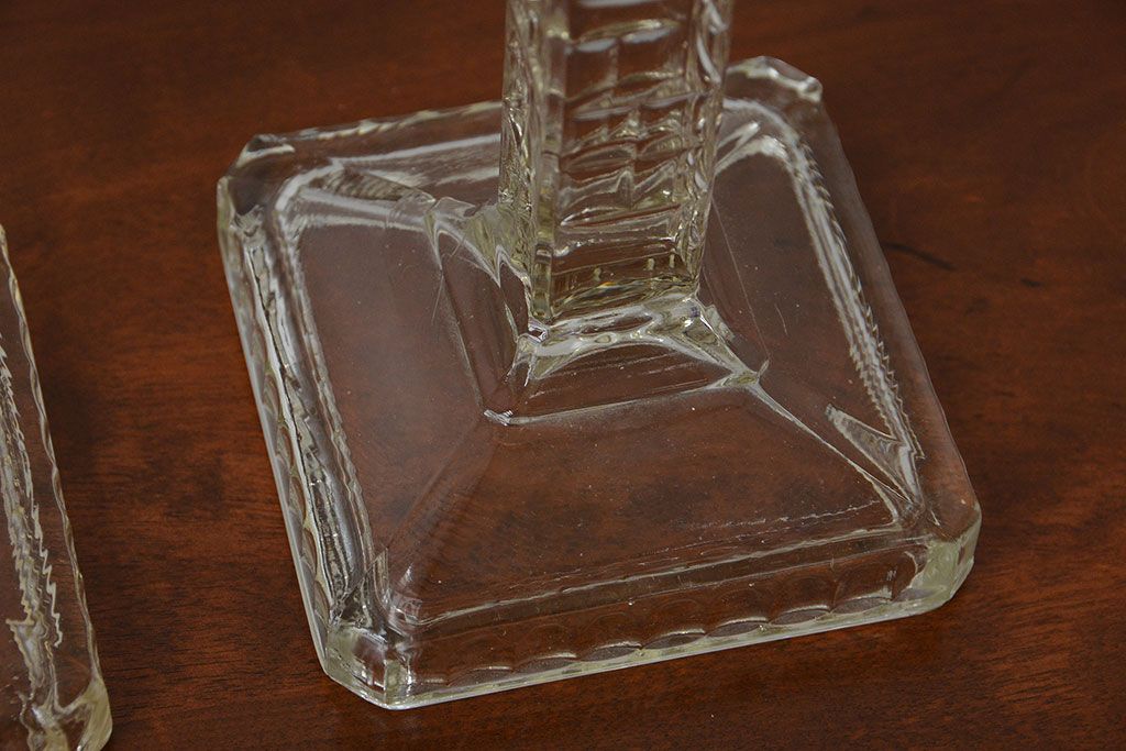 アンティーク雑貨　イギリスアンティーク　クリアガラスのキャンドルスタンド　ペアセット