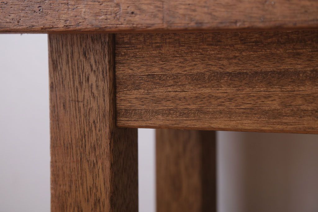 レトロ家具　アンティーク　古い木製のレトロで小ぶりなベンチ(2)