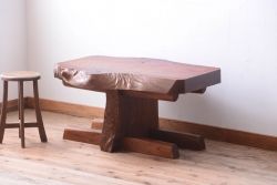 中古　民芸家具　欅材の小ぶりなテーブル