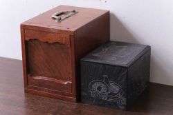 アンティーク雑貨　古民具・骨董 玉杢製箱付き!古い石製の彫刻収納箱