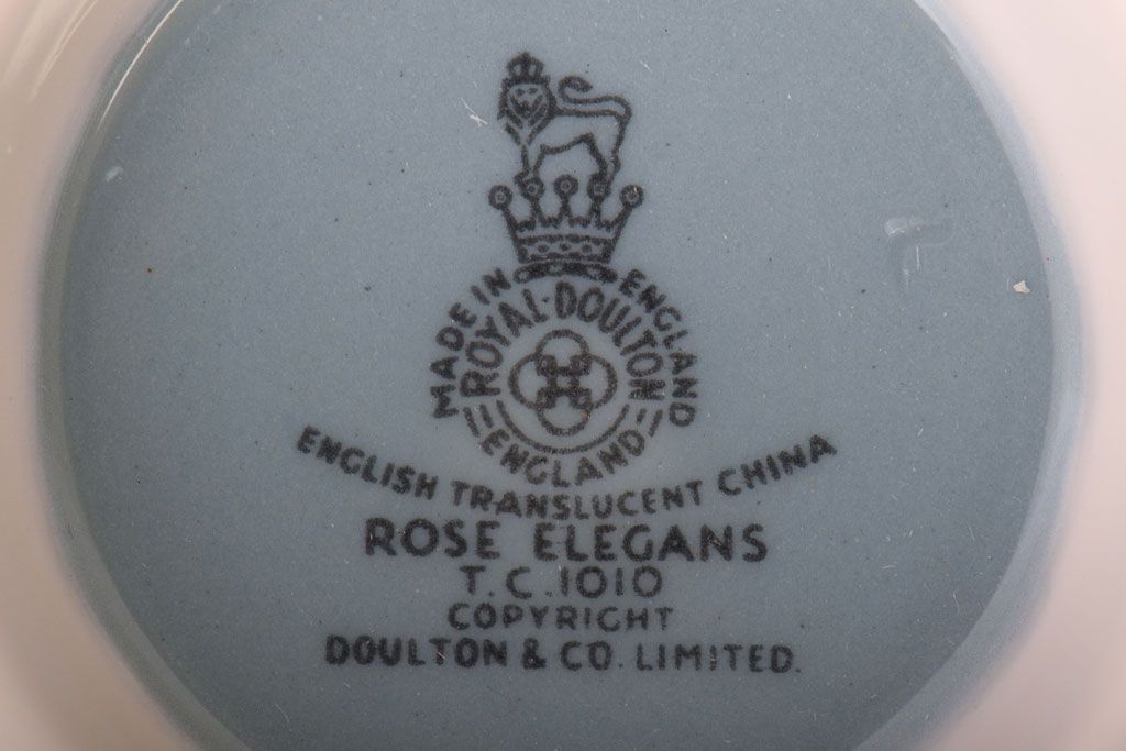 ROYAL DOULTON(ロイヤルドルトン)　ROSE ELEGANS(ローズ・エレガンス)　カップ&ソーサー4客セット(洋食器)(1)