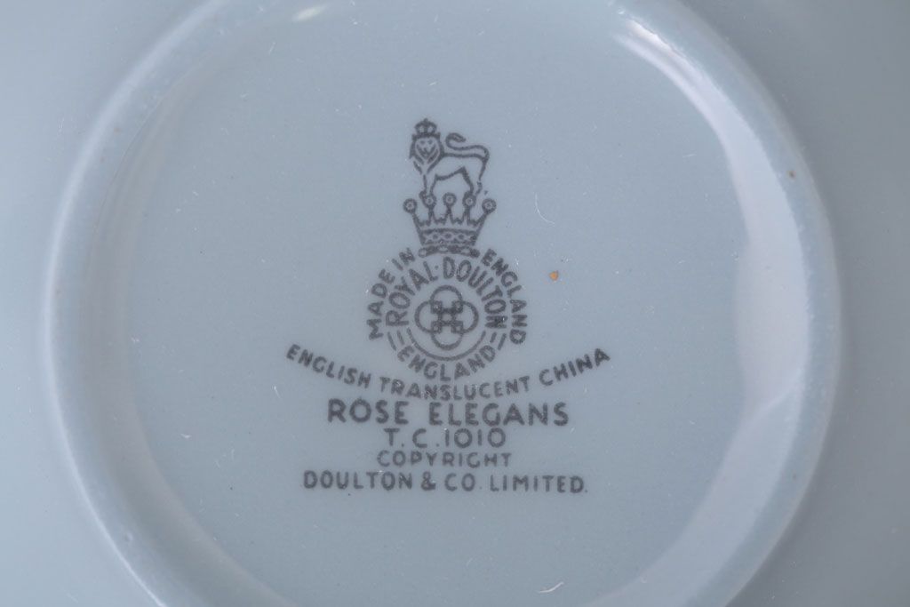 ROYAL DOULTON(ロイヤルドルトン)　ROSE ELEGANS(ローズ・エレガンス)　コーヒーポット・クリーマー・シュガー3点セット(洋食器)