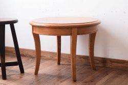 中古　天童木工　小ぶりなラウンドテーブル(2)