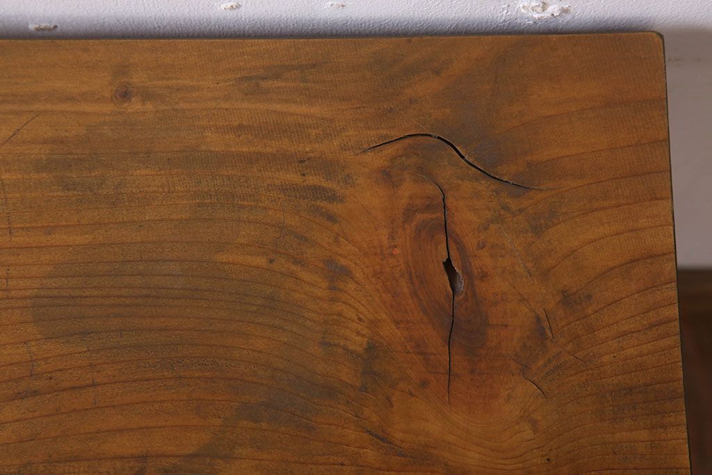 アンティーク家具　天板一枚板　檜材　シンプルな鉄脚ベンチ(1)