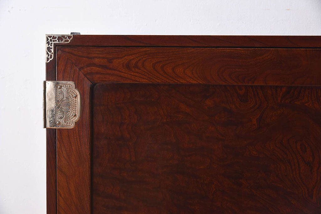 アンティーク家具　和モダン　欅玉杢材　漆塗り　古い衣装箪笥ローボード(3)