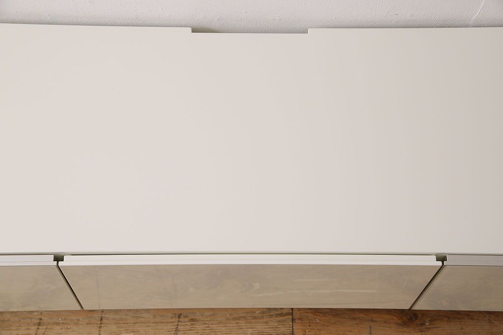 中古　ブランド家具　ixc.(イクスシー)製　BREATH　グロッシーホワイト　シアターボード(テレビ台)(定価約75万円)