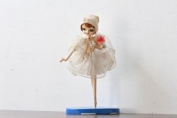 アンティーク雑貨　昭和レトロ　台座付き!ポーズ人形(文化人形、フランス人形)
