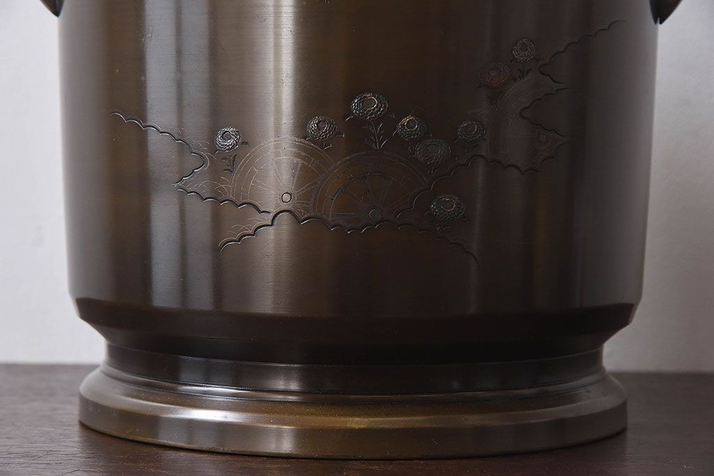 アンティーク雑貨　古民具・骨董　天巨銘　銀象嵌が美しい真鍮製火鉢(鉢カバー)(3)