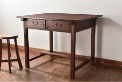 アンティーク家具　和製アンティーク　味わい深い風合いが魅力的なヒノキ材のテーブル(平机、子供机、作業台)