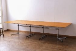 中古　特注品　USMハラー(USM Modular Furniture Haller)　KITOS(キトス)　ミーティングテーブル(会議テーブル、長机)(定価約95万円)