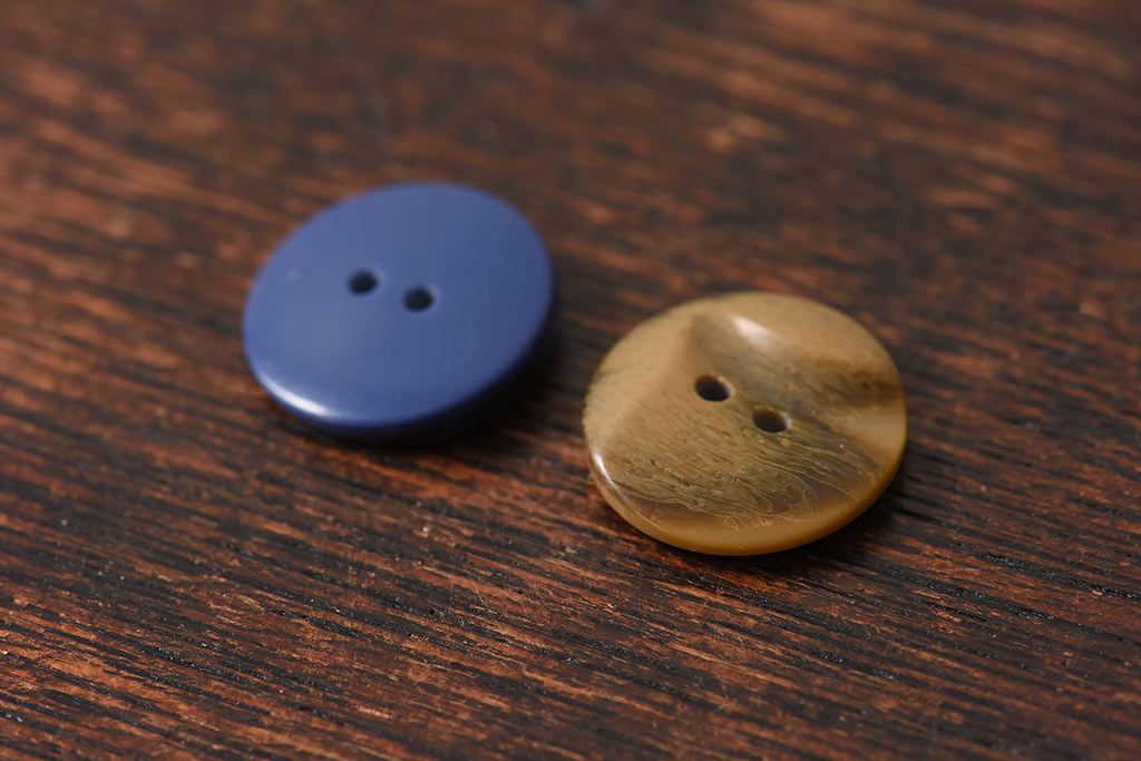 アンティーク雑貨　ビンテージ　マーブル模様で落ち着いたカラーのボタンセット