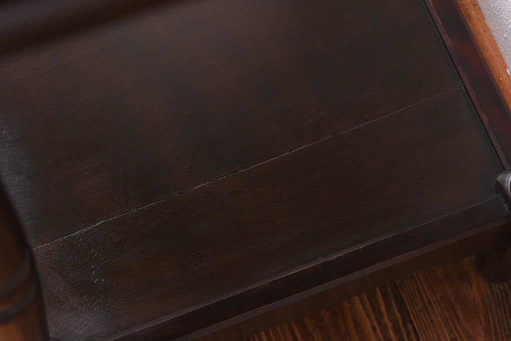 アンティーク雑貨　【O様ご成約品】中古　北海道民芸家具　HM853　落ち着きある色味と上品なデザインが魅力のサイドテーブル(花台)