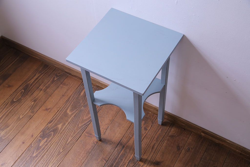 ペイント家具　落ち着いた水色がおしゃれなサイドテーブル(カフェテーブル、飾り台)