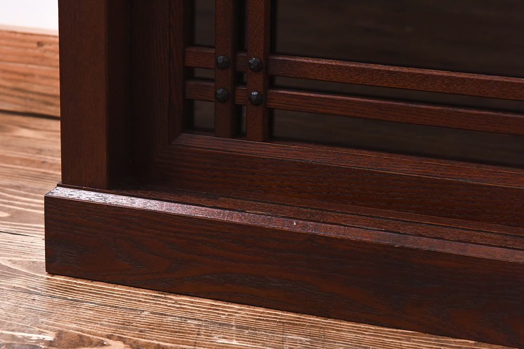 中古　民芸家具　水屋箪笥の面影を感じられる和モダンスタイルのサイドボード(収納棚、ローボード)