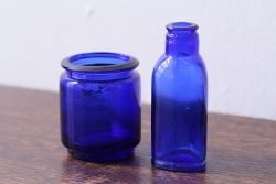 アンティーク雑貨　西洋アンティーク　ディスプレイに活躍するガラス小瓶(ビン)2個セット