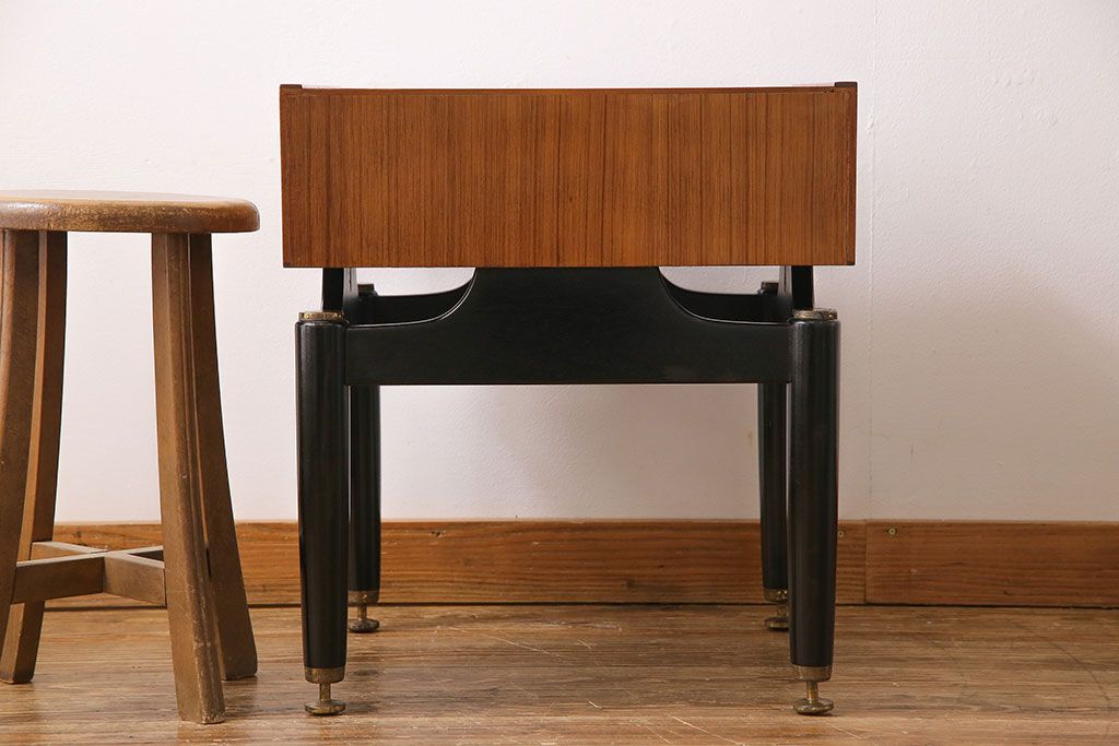 ヴィンテージ家具　北欧ビンテージ　G-PLAN　BBシリーズ　サイドテーブル(カフェテーブル、コーヒーテーブル)