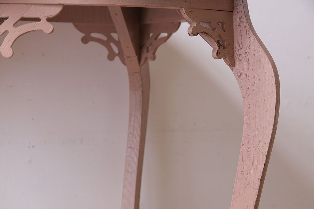 ペイント家具　ピンクのペイントが愛らしいサイドテーブル(コーヒーテーブル、花台)