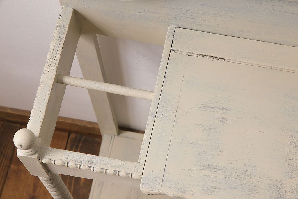 アンティーク雑貨　ペイント家具　イギリスアンティーク　エレガントなデザインの小物入れ付き傘立て(花台、サイドテーブル)