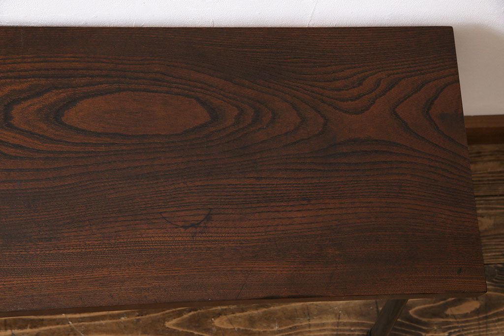 明治大正期　ケヤキ材一枚板　ダイナミックな木目が魅力のリメイク鉄脚ベンチ(板座チェア、椅子)