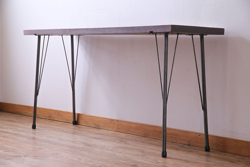 桂材一枚板　リメイク　味わいある古材を使用したアイアンサイドテーブル(作業台、飾り台、カフェテーブル)(2)