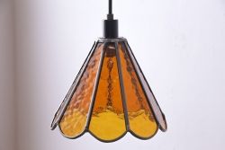 イギリスビンテージ　アンバーのガラスがおしゃれなシェード(ランプ、天井照明)