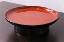 和製アンティーク　会津漆器　朱赤の漆塗りが美しい高台付き丸盆(丸膳)(2)