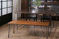 レトロ家具　温かな木味が魅力のナラ材製ダイニングテーブル(6人掛け、作業台)(R-036920)