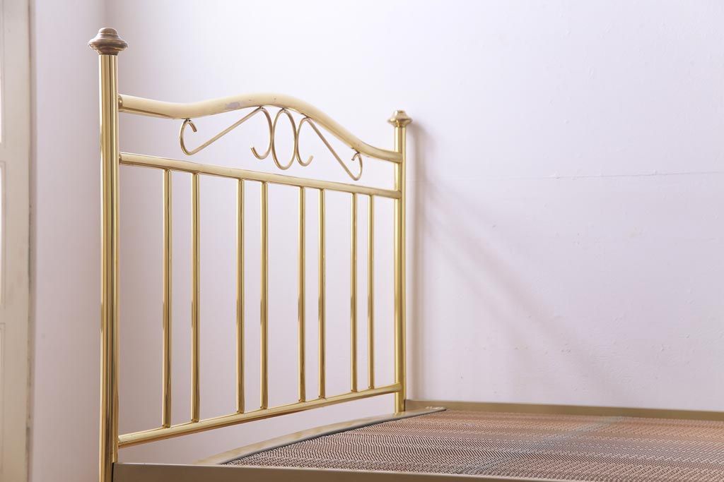アンティーク家具　フランスアンティーク　真鍮メッキ　高級感溢れるベッドフレーム