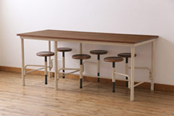 フランスアンティーク　オーク材　すらっと伸びた猫脚に施されたデザインが上品なパーケットリーエクステンションテーブル(ダイニングテーブル、4人掛け、6人掛け、食卓)(R-074134)
