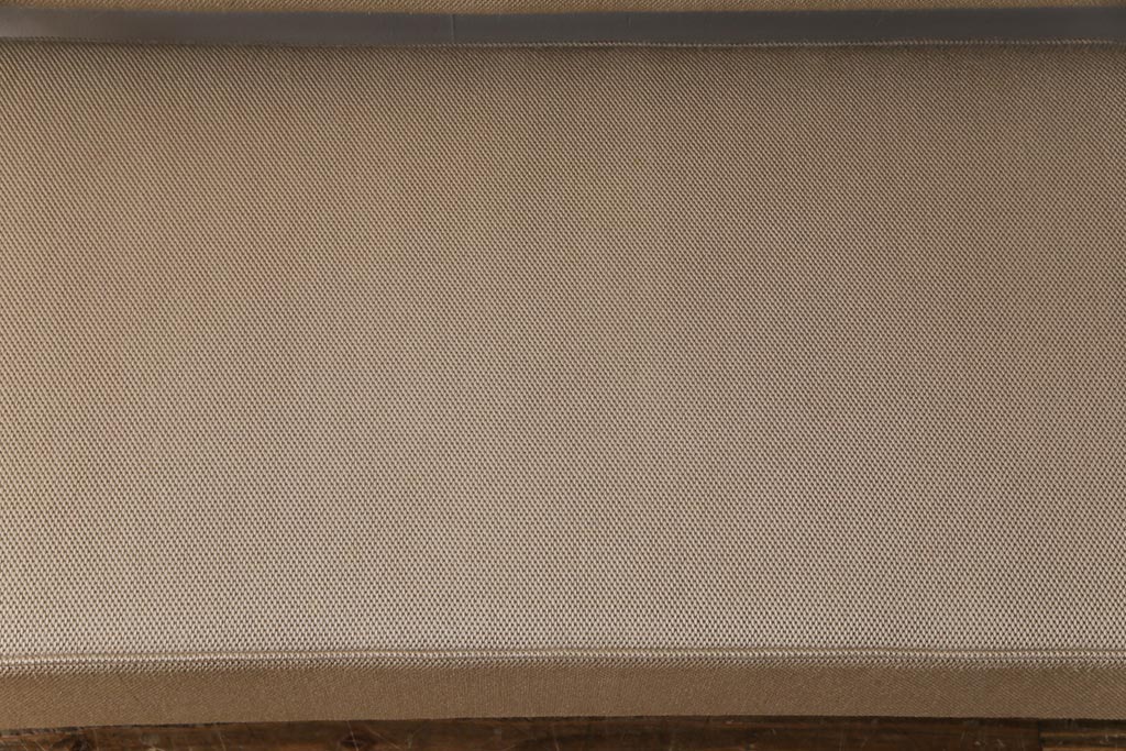 中古　神戸洋家具　永田良介商店　上質なつくりが魅力的なチロル型ソファ(3人掛けソファ)