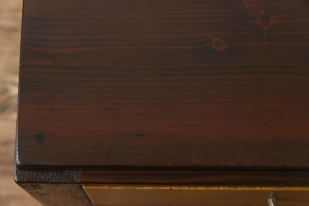 レトロ家具　昭和レトロ　ヒノキ材　シンプルで味のある平机(学習机、在宅ワーク、在宅用作業台、デスク)