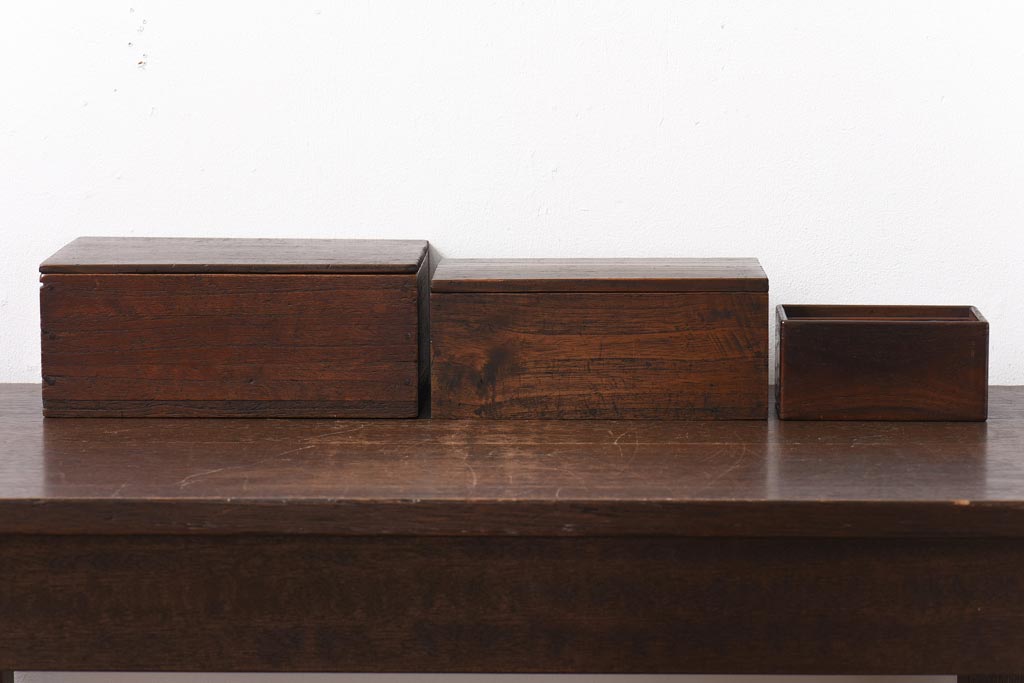 アンティーク雑貨　昭和初期　小物収納に便利な味わいのある木箱3個セット(小箱、印箱)