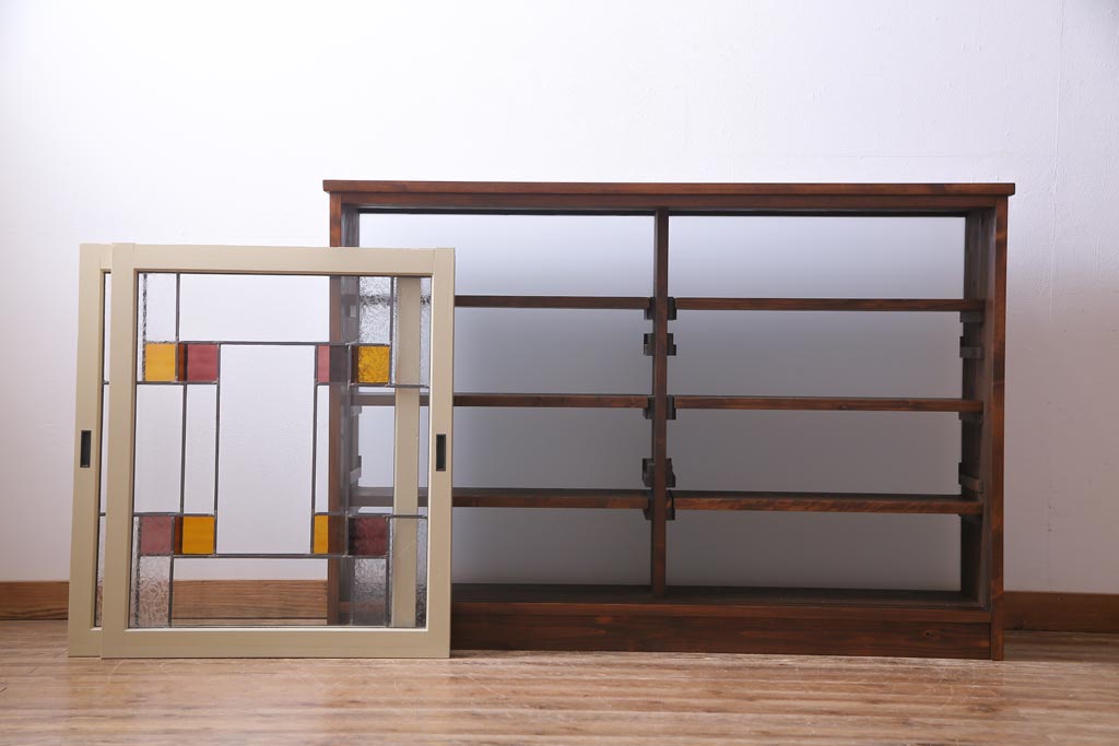 ラフジュ工房オリジナル　両面ガラス　色ガラス入りステンドグラスの戸棚(収納棚、サイドボード)(2)