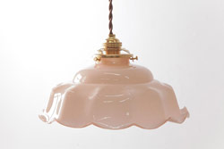 フランスアンティーク　柔らかな色合いが可愛らしいガラスシェードのペンダントライト(天井照明、吊り下げ照明)