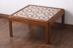 ヴィンテージ家具　北欧ビンテージ　G-PLAN(ジープラン)　チーク材　温もり溢れるタイルトップのコーヒーテーブル(センターテーブル)