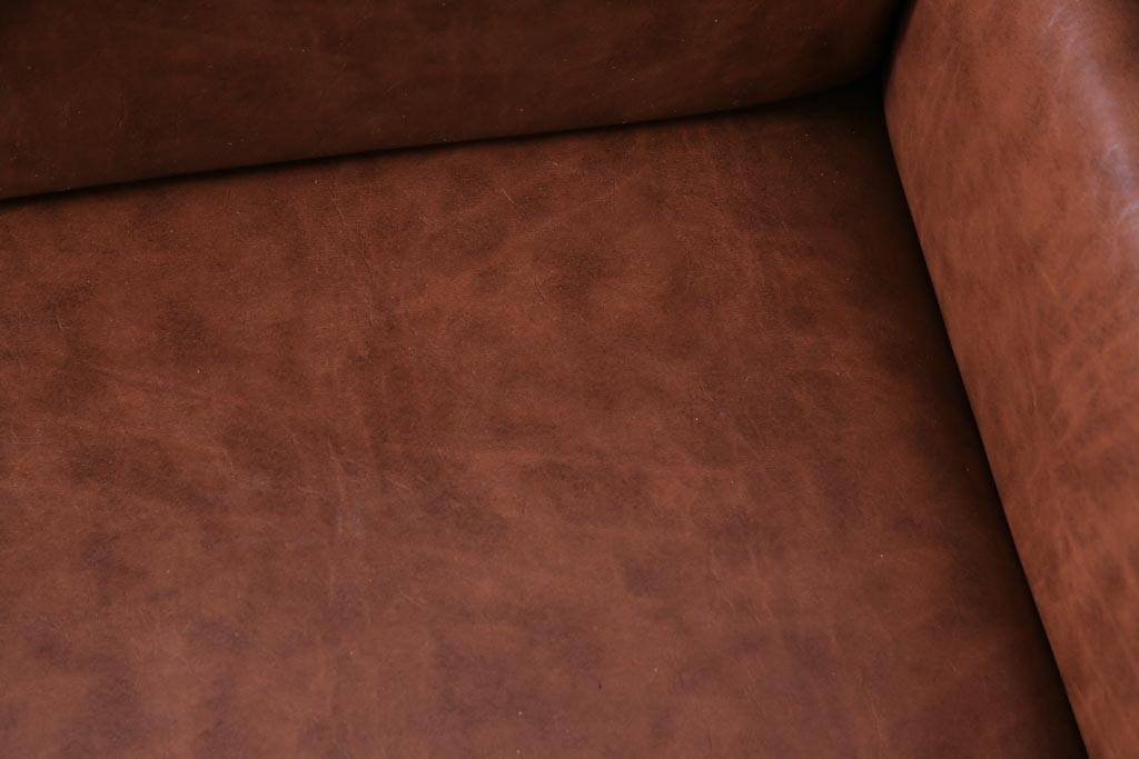 アンティーク家具　和製アンティーク　ナラ材　座面合皮　大正浪漫　重厚な佇まいと和洋折衷なデザインがお洒落なソファ