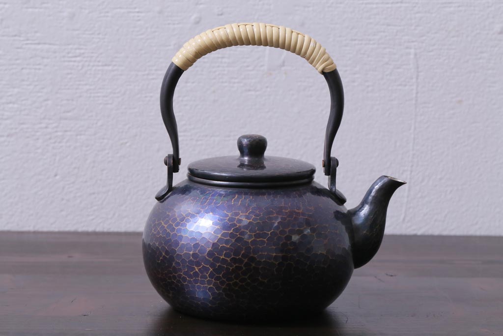 中古　清穂堂　紫金色が美しい鎚起銅器の急須(茶器)